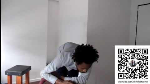 Snapshot of masterdomfuck chatting on December 2025 02:11:01 PM Masterdomfuck online show from December 2025 02:11:01 PM