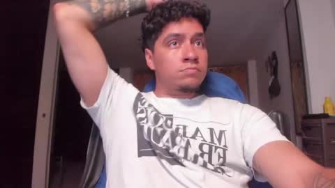 Snapshot of masterjuanc chatting on April 2026 03:10:02 AM Juan Independent Model online show from April 2026 03:10:02 AM