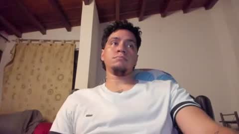 Snapshot of masterjuanc chatting on June 2026 01:43:01 AM Juan Independent Model online show from June 2026 01:43:01 AM