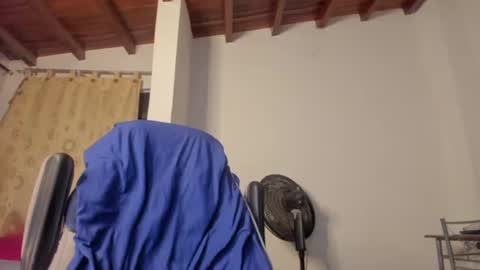 Snapshot of masterjuanc chatting on June 2026 11:17:02 PM Juan Independent Model online show from June 2026 11:17:02 PM