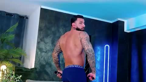Snapshot of masterkingofmuscle chatting on March 2026 09:42:01 PM masterkingofmuscle online show from March 2026 09:42:01 PM