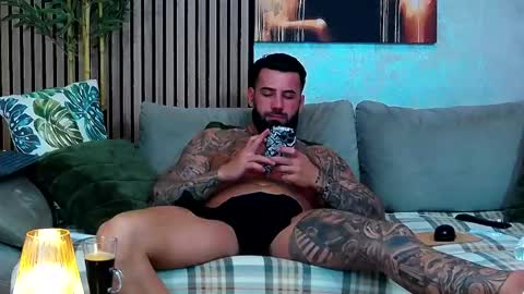Snapshot of masterkingofmuscle chatting on April 2026 09:50:02 PM masterkingofmuscle online show from April 2026 09:50:02 PM