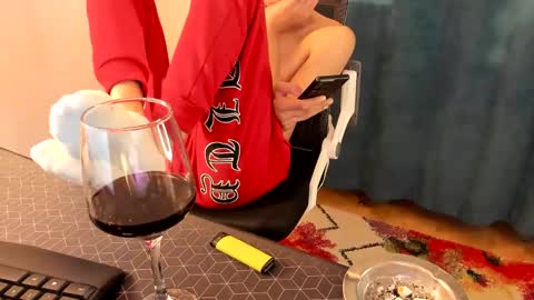 Snapshot of mastermiko chatting on December 2024 11:40:01 PM Silly Rabbit online show from December 2024 11:40:01 PM