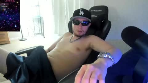 Snapshot of mastermusclebro chatting on May 2026 08:06:01 PM mastermusclebro online show from May 2026 08:06:01 PM