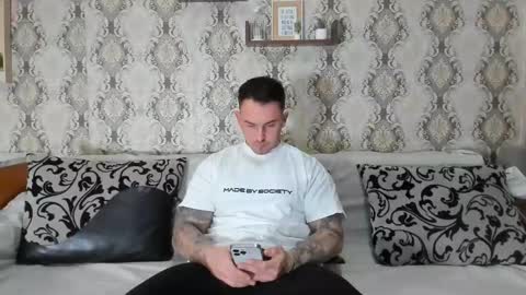 Snapshot of mastermusclejon chatting on January 2025 08:43:02 PM Jon online show from January 2025 08:43:02 PM