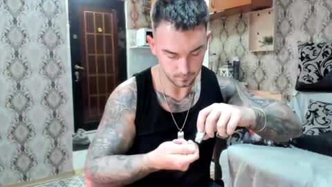 Snapshot of mastermusclejon chatting on October 2025 08:29:02 PM Jon online show from October 2025 08:29:02 PM