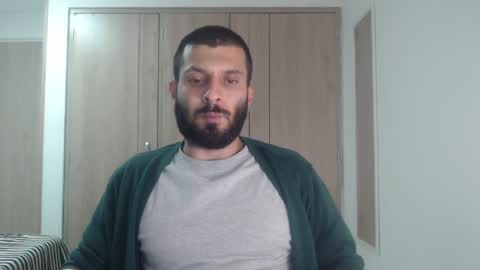   online show from December 2024 02:09:01 AM