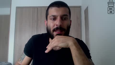   online show from December 2024 09:13:02 PM