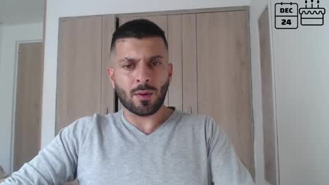   online show from December 2024 08:23:02 PM