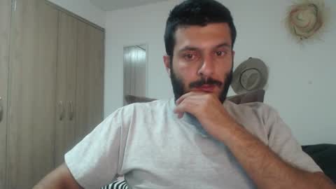   online show from January 2025 01:08:01 AM