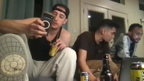 Snapshot of masterrobert134 chatting on December 2025 06:06:01 AM masterrobert134 online show from December 2025 06:06:01 AM