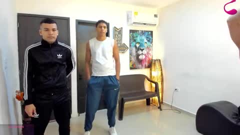 Snapshot of masters_sexx chatting on November 2025 11:29:01 AM Team Cris Darwin- Fernando- Stiven- David online show from November 2025 11:29:01 AM