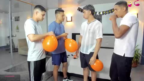 Snapshot of masters_sexx chatting on November 2025 11:31:01 AM Team Cris Darwin- Fernando- Stiven- David online show from November 2025 11:31:01 AM