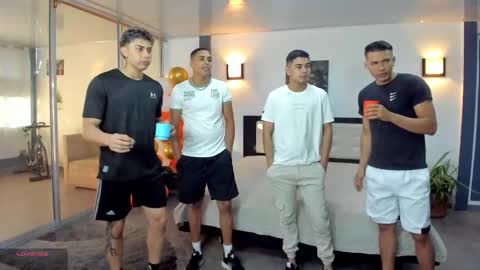 Snapshot of masters_sexx chatting on November 2025 11:31:02 AM Team Cris Darwin- Fernando- Stiven- David online show from November 2025 11:31:02 AM