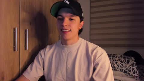 mastrangelo_x online show from September 2025 03:32:02 AM