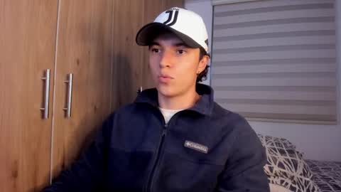 mastrangelo_x online show from December 2025 03:56:01 AM