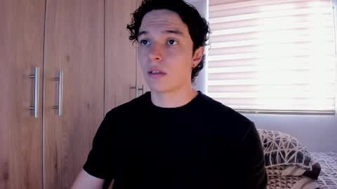 Snapshot of mastrangelo_x chatting on April 2026 09:57:02 PM mastrangelo_x online show from April 2026 09:57:02 PM