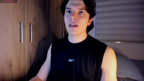 Snapshot of mastrangelo_x chatting on April 2026 11:07:01 PM mastrangelo_x online show from April 2026 11:07:01 PM