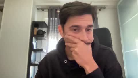 Aaron online show from November 2025 10:58:02 AM