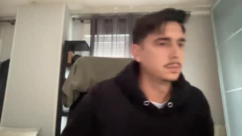 Aaron online show from December 2025 12:12:02 PM