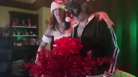 Jer and Kel online show from December 2024 01:37:01 AM