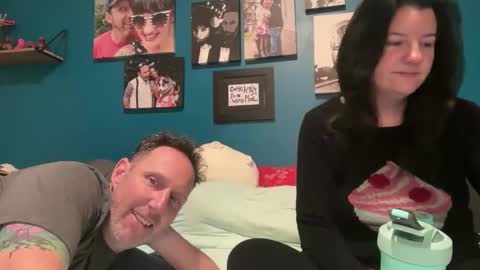 Jer and Kel online show from December 2025 04:56:01 PM