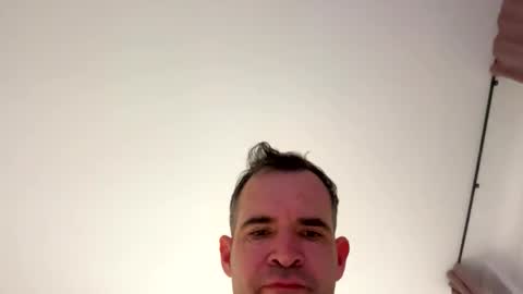 matej_cauci online show from February 2026 07:01:02 PM