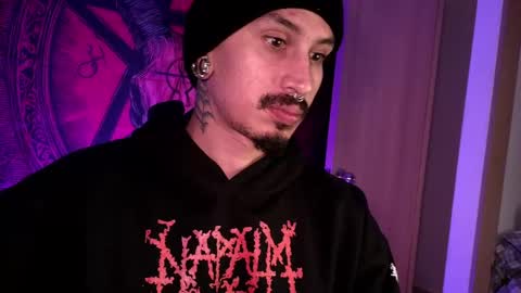 Mateo online show from April 2026 01:04:01 AM