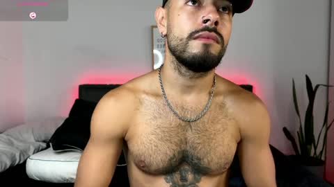 Snapshot of mateobaer_ chatting on March 2026 01:11:02 PM Mateo Baer online show from March 2026 01:11:02 PM