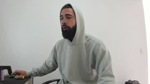 Matheus     online show from December 2024 02:17:02 PM