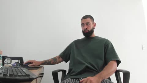 Matheus     online show from January 2025 03:44:01 PM