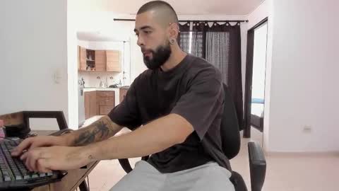 Snapshot of matheusbeard2 chatting on March 2026 06:44:02 PM Matheus online show from March 2026 06:44:02 PM