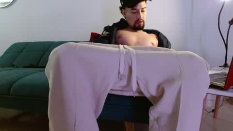 Snapshot of mathew444 chatting on April 2026 08:48:01 AM STRURIBE ON INSTAGRAM online show from April 2026 08:48:01 AM