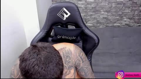 Mathew Independent model online show from April 2026 06:24:02 PM