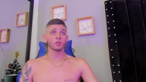 mathewboy2 online show from December 2025 07:32:01 PM