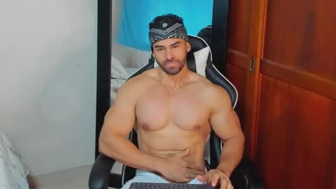 mathews_smith online show from November 2025 12:05:02 PM