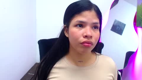 Snapshot of mati0421 chatting on April 2026 12:52:02 PM Mati04 online show from April 2026 12:52:02 PM