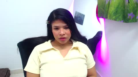 Snapshot of mati0421 chatting on April 2026 01:53:01 AM Mati04 online show from April 2026 01:53:01 AM