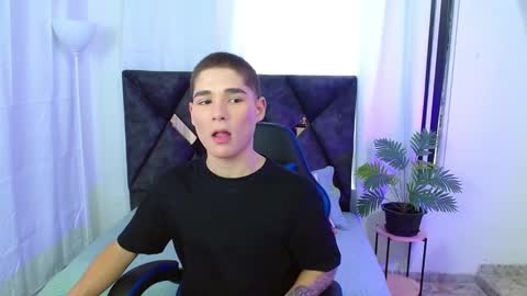 Snapshot of matiii18 chatting on September 2025 01:22:02 PM Mati online show from September 2025 01:22:02 PM