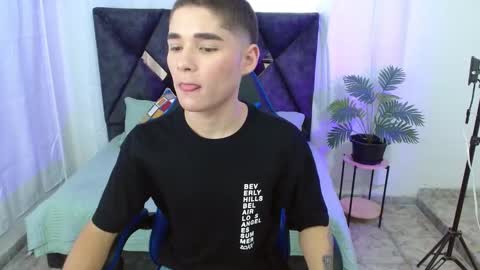 Snapshot of matiii18 chatting on September 2025 01:33:01 PM Mati online show from September 2025 01:33:01 PM