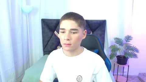 Snapshot of matiii18 chatting on September 2025 01:01:01 PM Mati online show from September 2025 01:01:01 PM