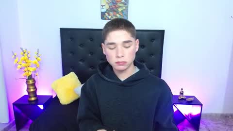 Snapshot of matiii18 chatting on September 2025 08:32:02 PM Mati online show from September 2025 08:32:02 PM