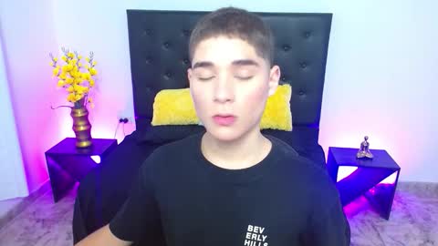 Snapshot of matiii18 chatting on October 2025 01:53:02 PM Mati online show from October 2025 01:53:02 PM