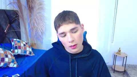 Snapshot of matiii18 chatting on November 2025 01:22:02 PM Mati online show from November 2025 01:22:02 PM