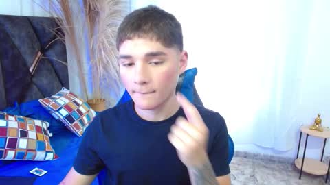 Snapshot of matiii18 chatting on November 2025 01:21:02 PM Mati online show from November 2025 01:21:02 PM