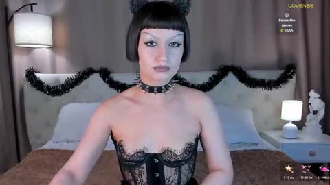 Matilda  GTM3TuWeThFrSa 0300am-1000am online show from November 2025 04:55:01 PM