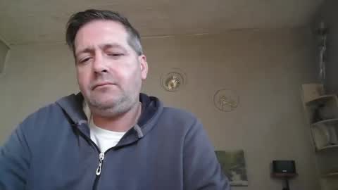 Snapshot of matrike1 chatting on March 2026 04:23:01 PM matrike1 online show from March 2026 04:23:01 PM