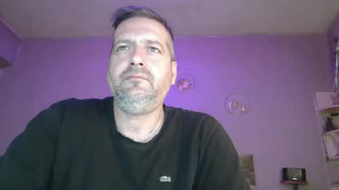 Snapshot of matrike1 chatting on April 2026 05:43:02 PM matrike1 online show from April 2026 05:43:02 PM