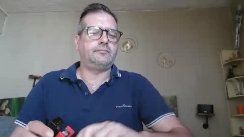Snapshot of matrike1 chatting on April 2026 01:01:01 PM matrike1 online show from April 2026 01:01:01 PM