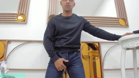 Snapshot of matt11beefycock chatting on January 2025 01:09:02 PM ANDRES online show from January 2025 01:09:02 PM